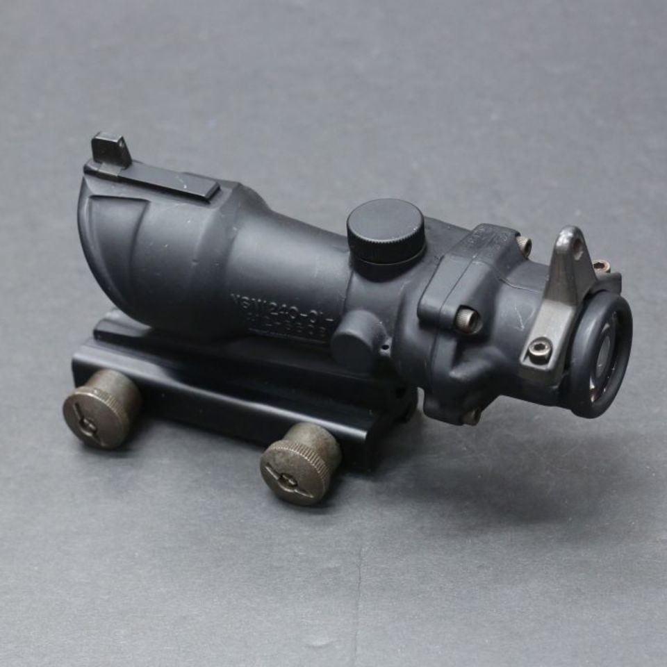 Image 2 - Trijicon ACOG TA01 M4A1
