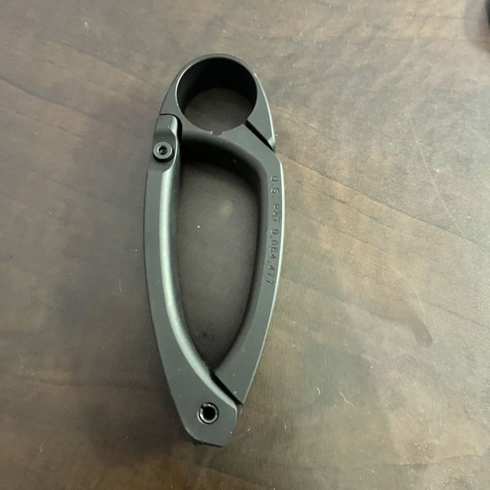 Image 2 - Gear head tailhook