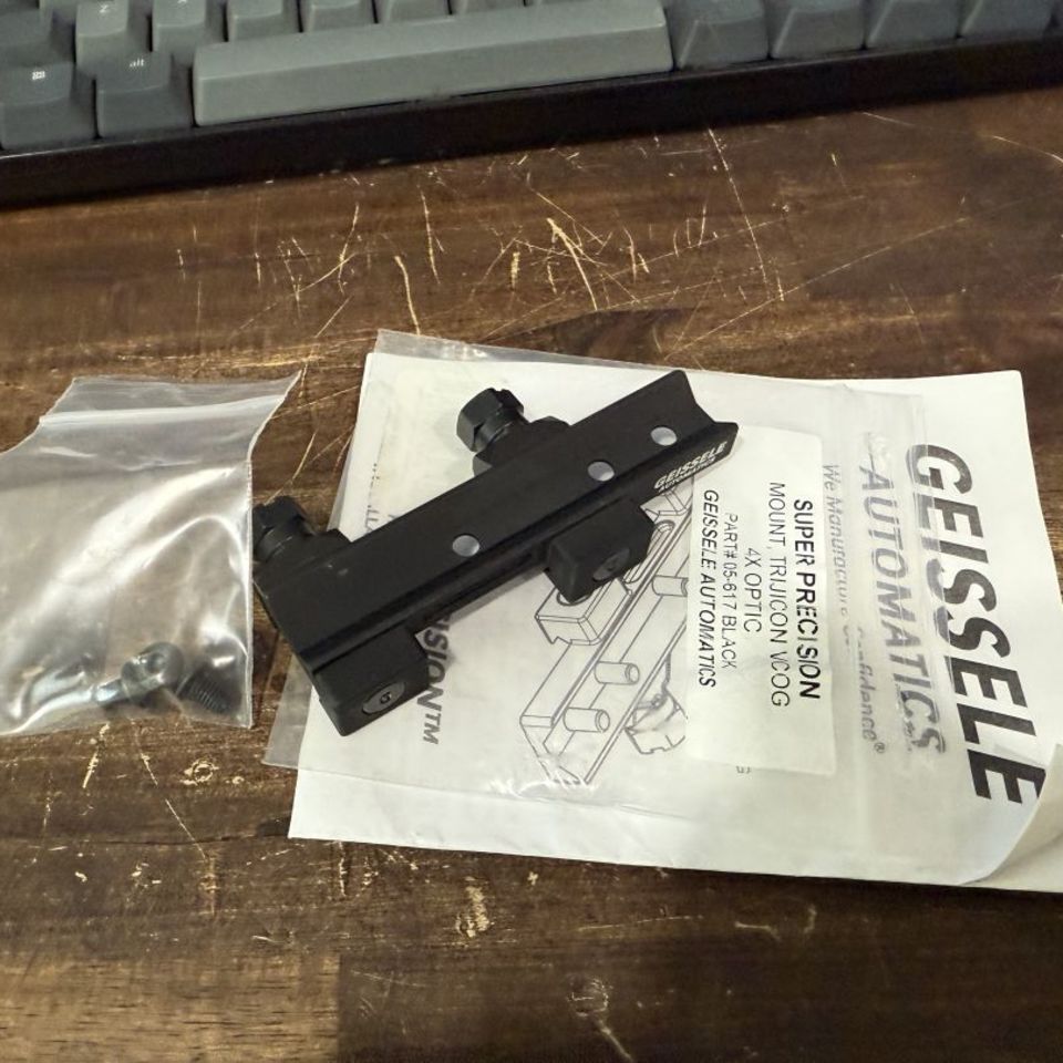 Image 2 - Geissele VCOG Mount - NEW