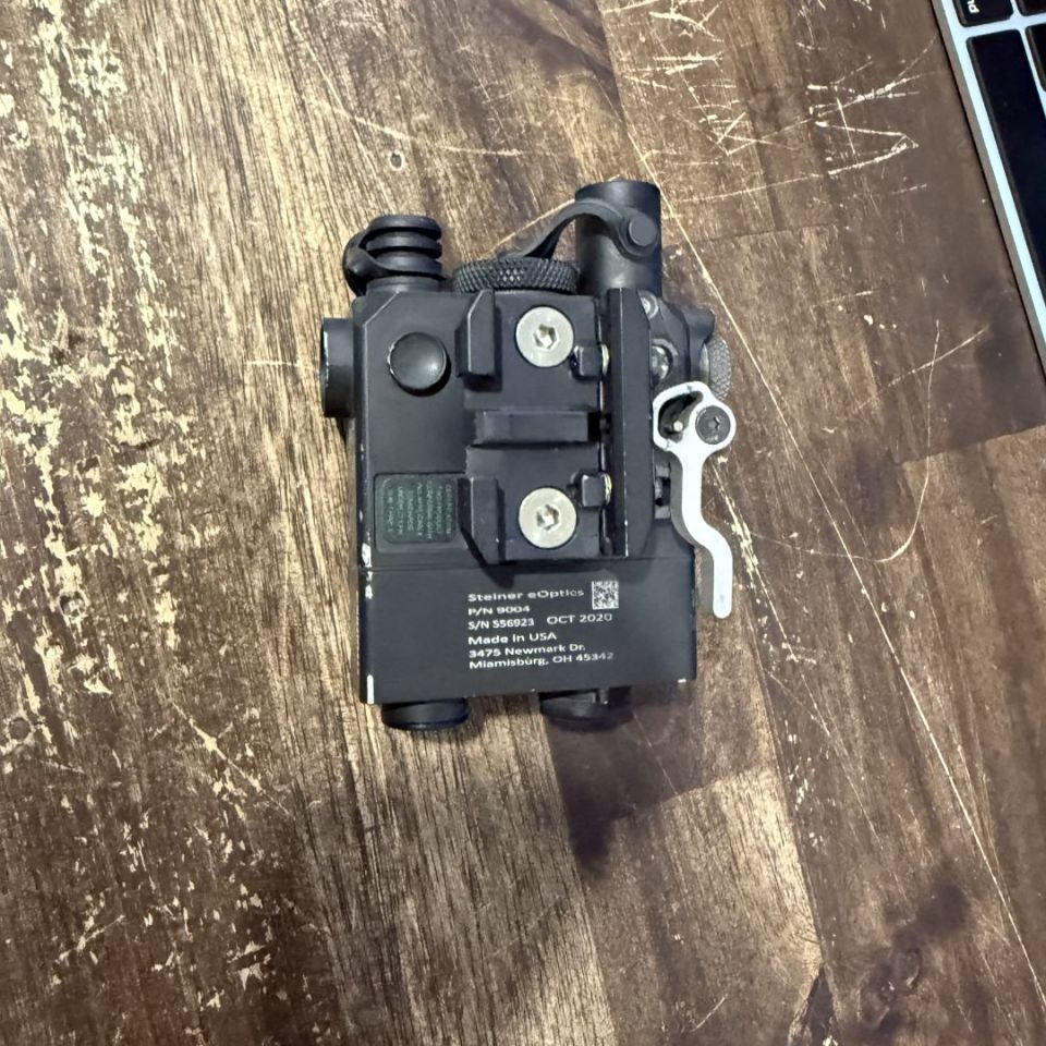 Image 2 - Dbal i2 Red Vis/ IR Model 9004