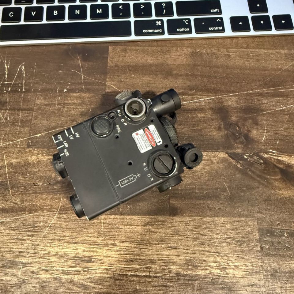 Image 1 - Dbal i2 Red Vis/ IR Model 9004