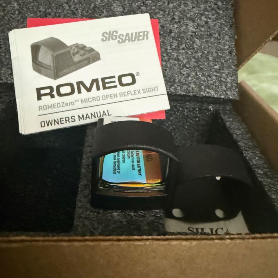 Image 3 - Sig Romeo Red Dot 