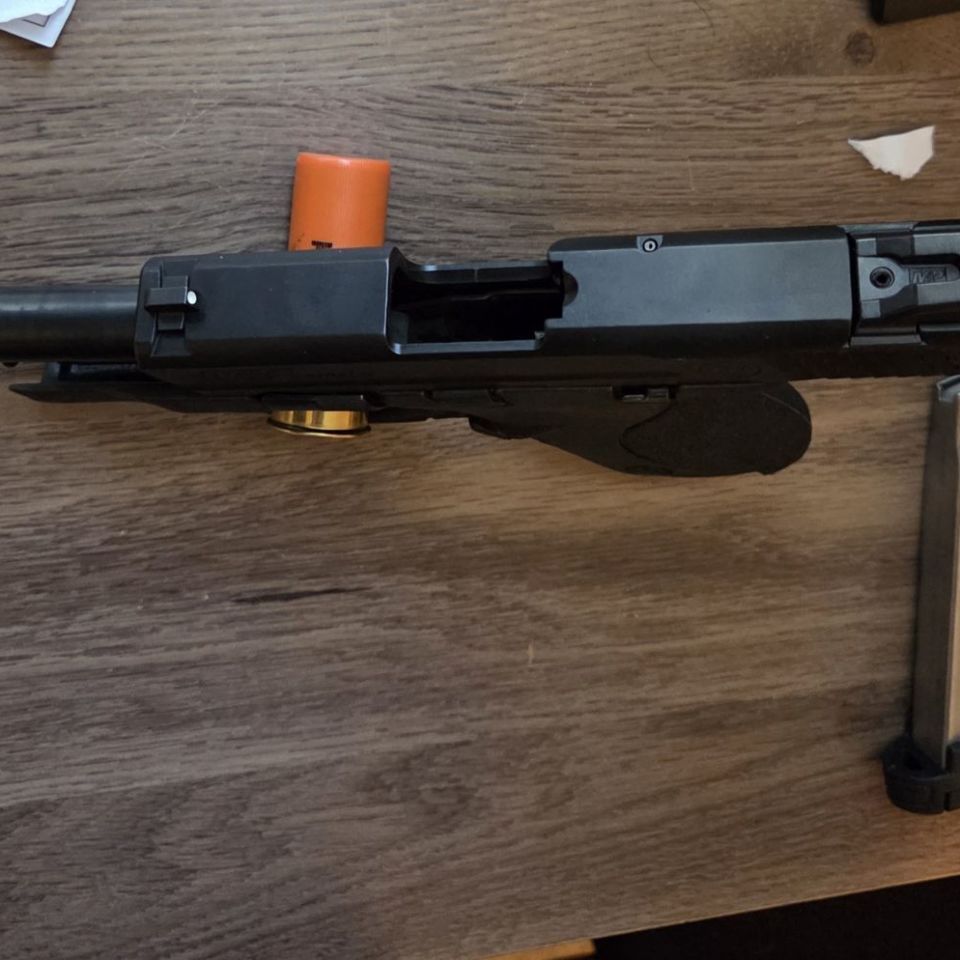 Image 3 - Smith & Wesson M&P Shield