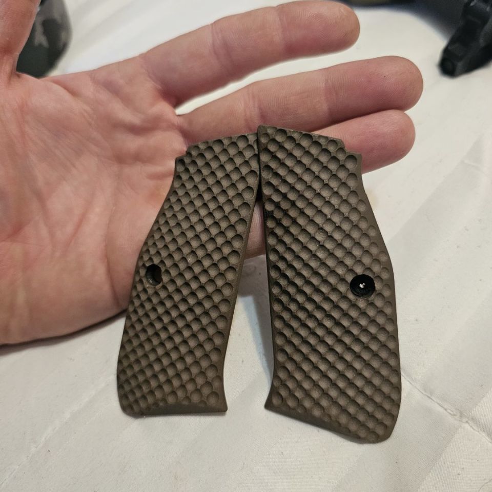 Image 3 - UNITY riser