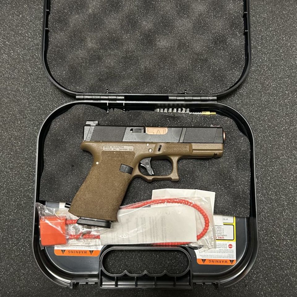 Image 1 - Salient Arms Glock 19