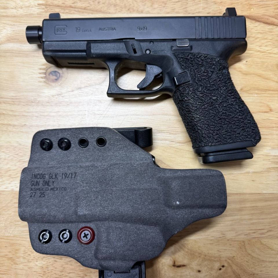 Image 2 - Glock 19 Gen 4