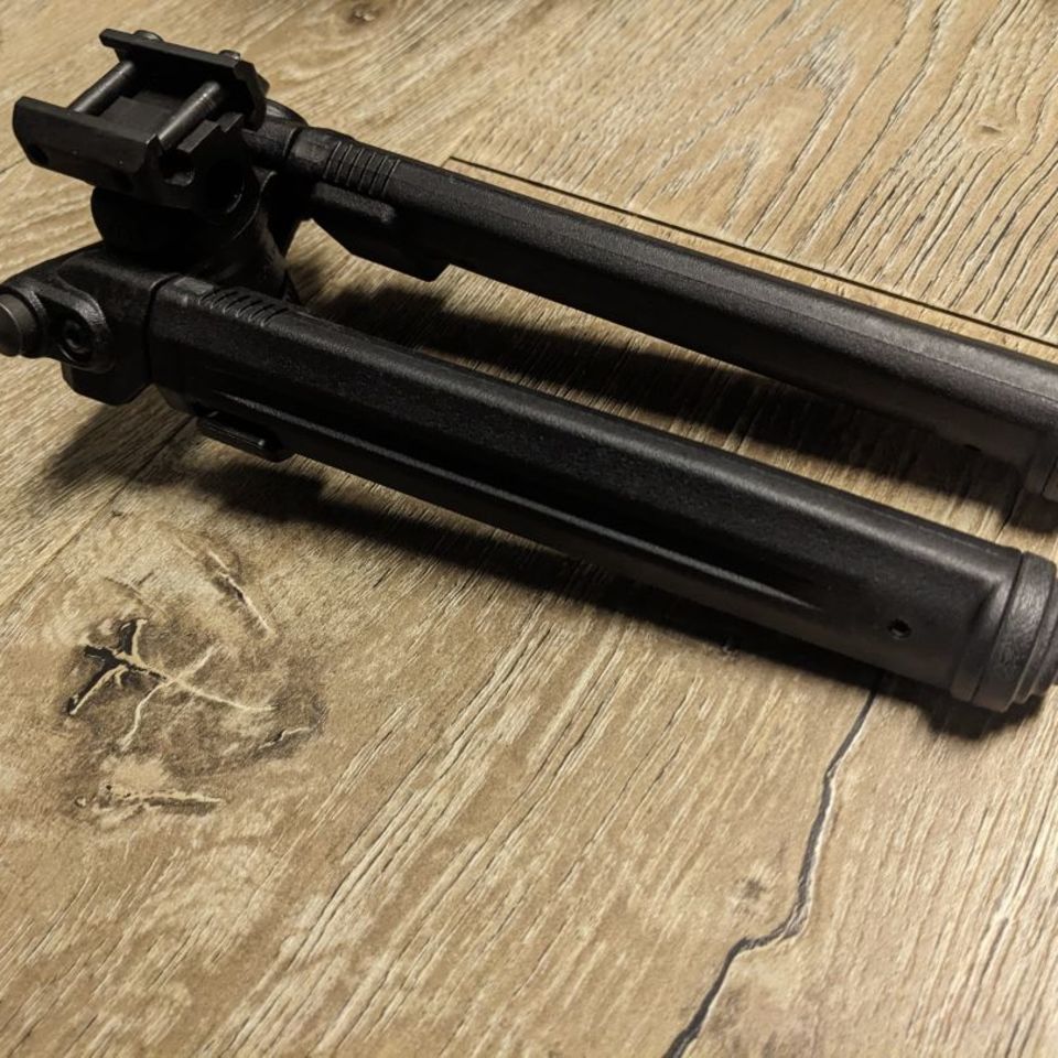 Image 3 - sights bipod rail covers grips