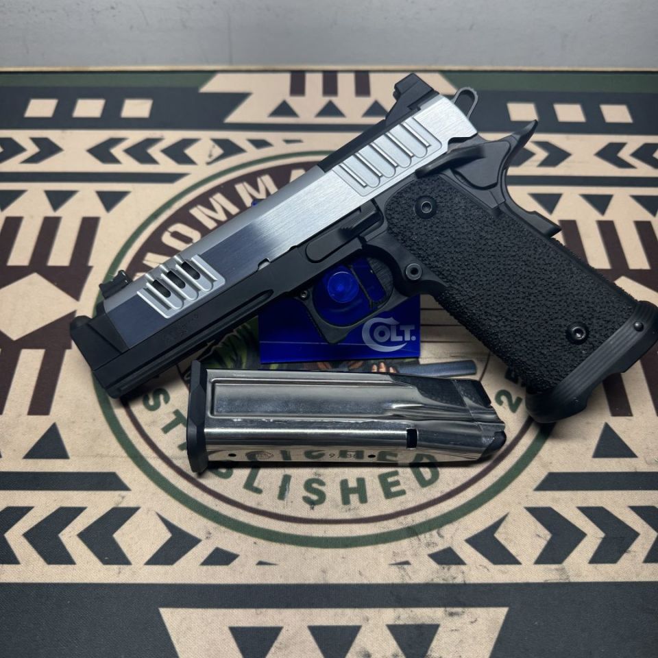 Image 2 - Staccato XC Tuxedo