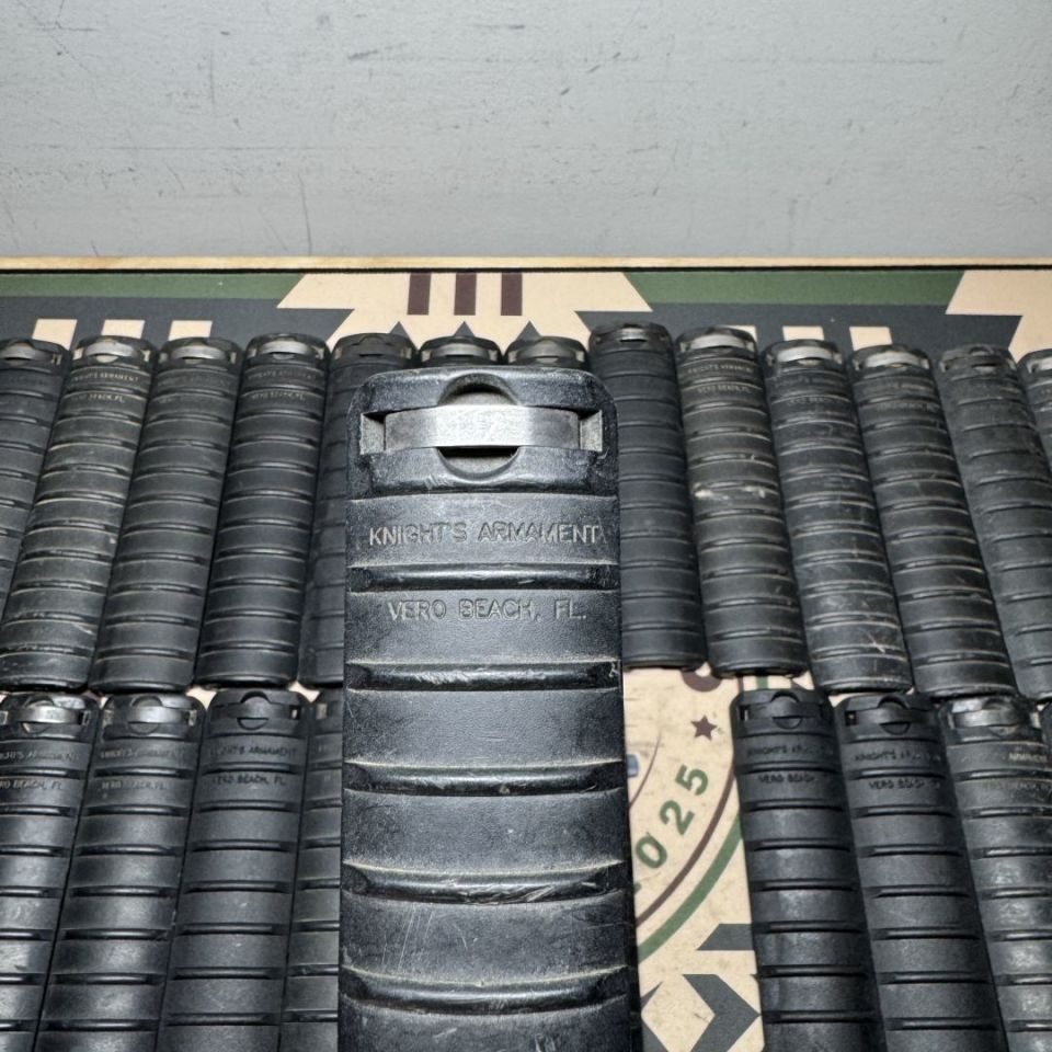 Image 2 - KAC 11 Rib Panel Vero