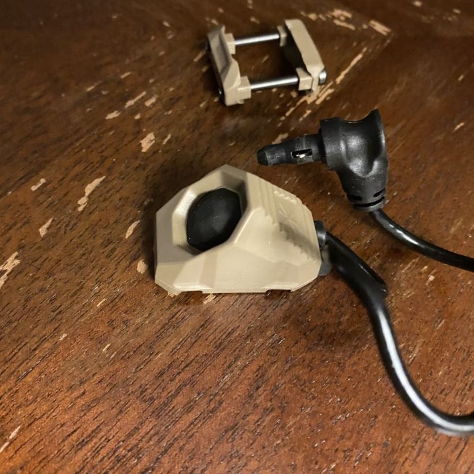 Image 4 - Unity Axon SL Crane Plug