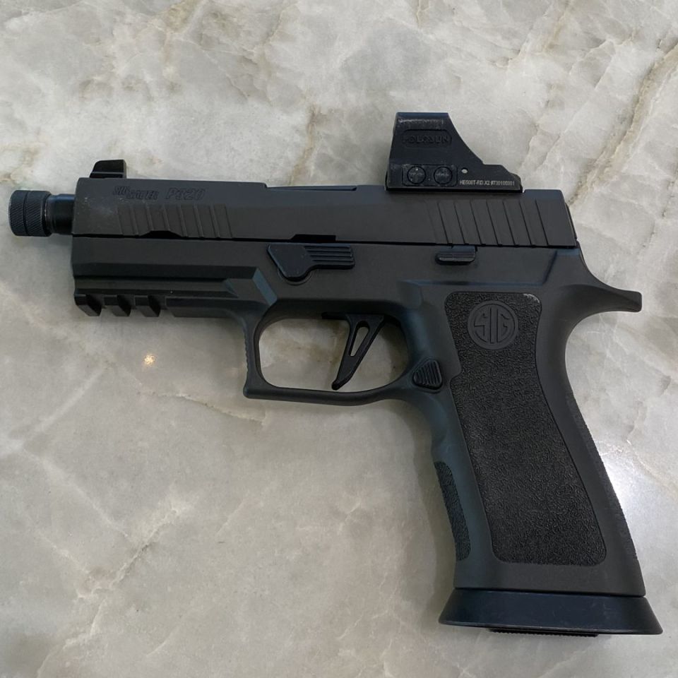 Image 2 - SIG p320 Xcarry Legion with Holosun $900