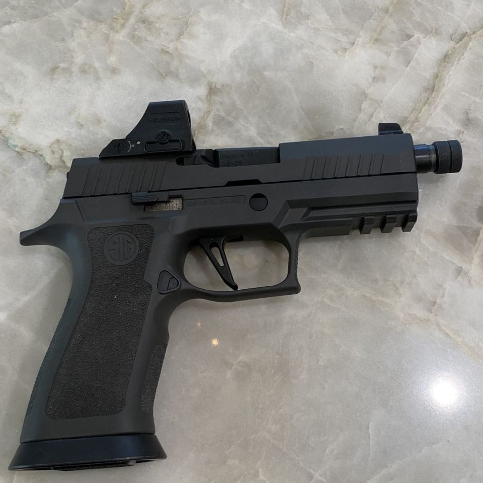 Image 1 - SIG p320 Xcarry Legion with Holosun $900