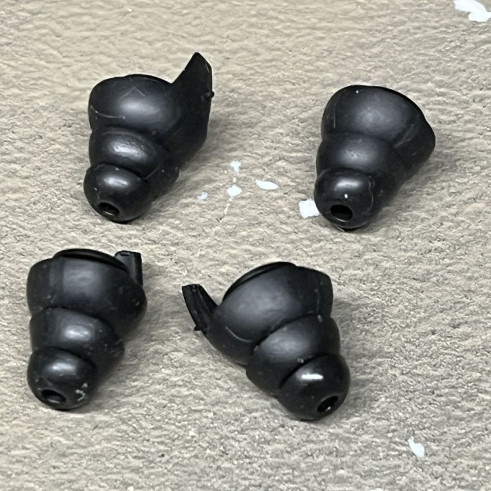Image 4 - x2 sets of Axil Reactor Ear Plugs. 