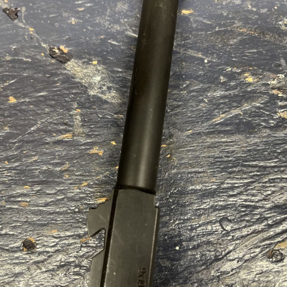 Image 4 - Glock 17 threaded barrel 