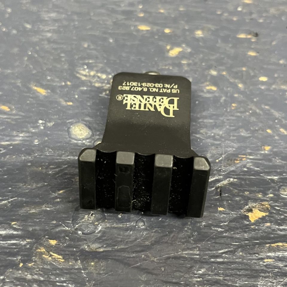 Image 2 - Daniel Defense offset mount