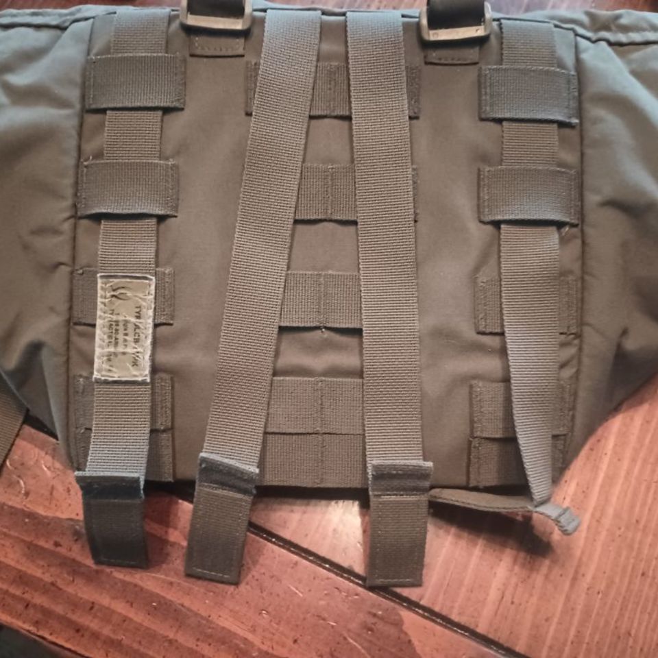 Image 4 - Tyr Tactical jungle butt pack