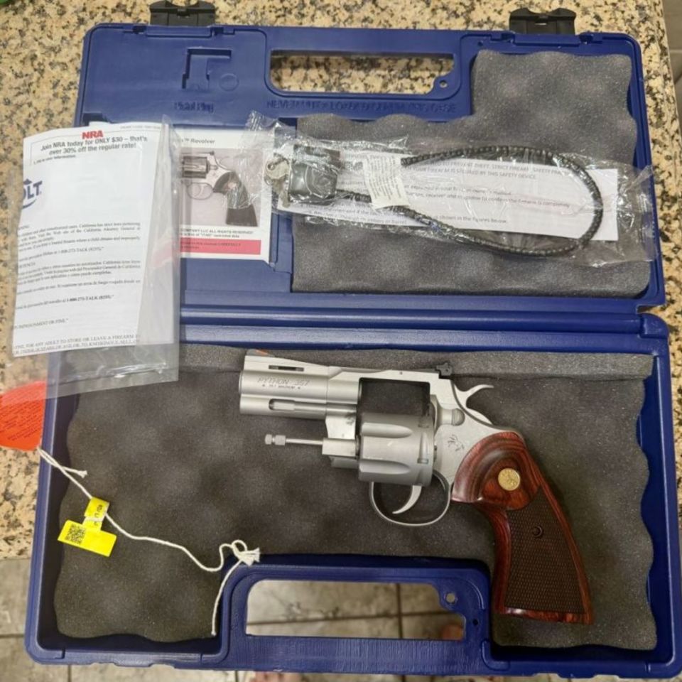 Image 4 - 3” Colt Python (LNIB)