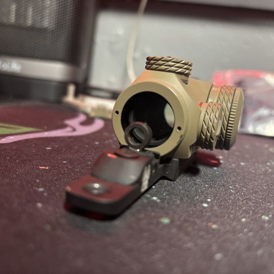 Image 3 -  1301 T-2 and rear sight mount