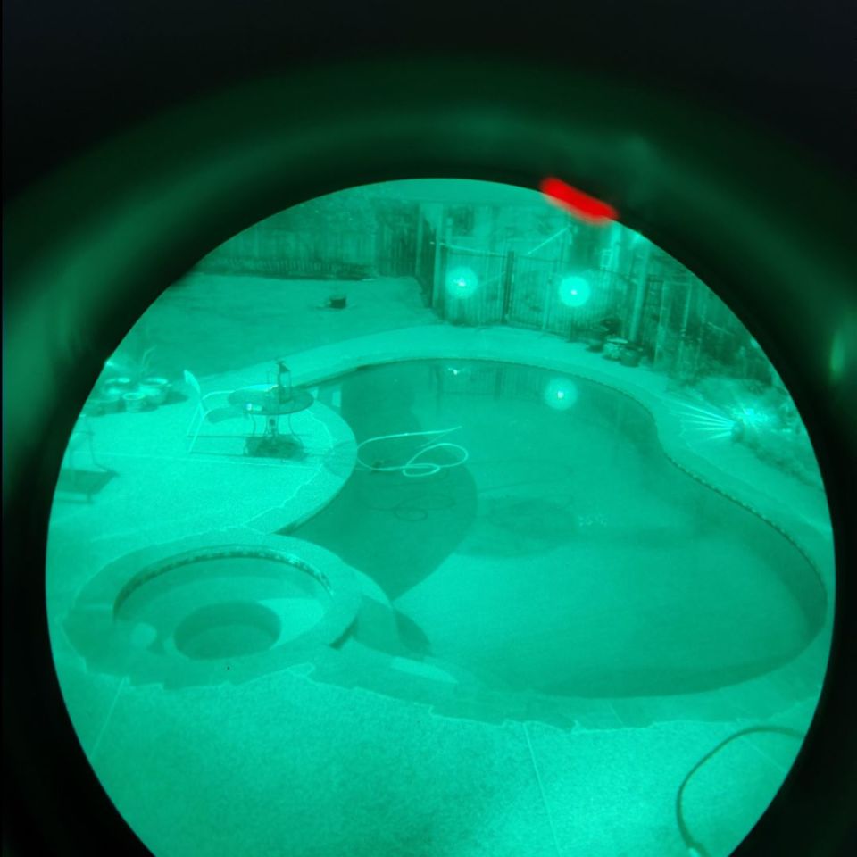 Image 3 - [WTS] PRICE DROP! OMNI 7 NVG50 w/ Battery Pack