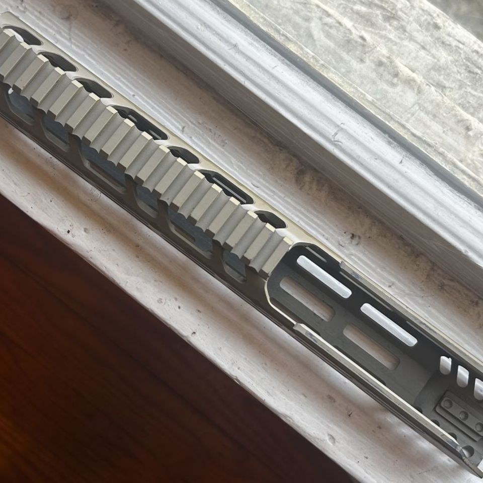 Image 2 - MCX 12.5 Midwest handguard