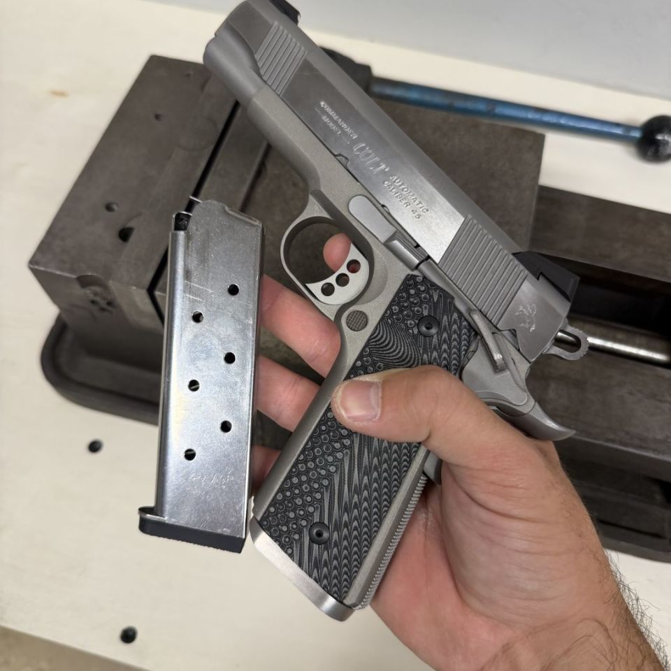 Image 2 - Colt 1911 LightweightCommander