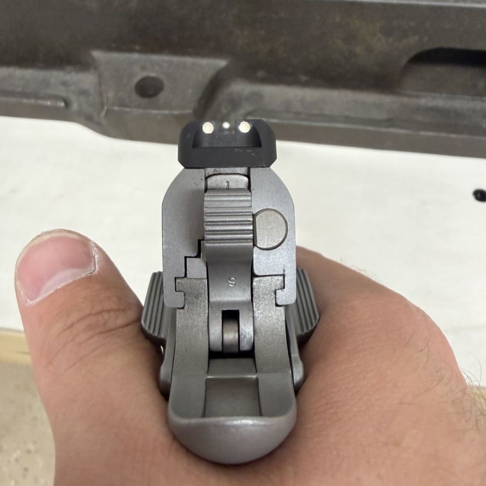 Image 3 - Colt 1911 LightweightCommander