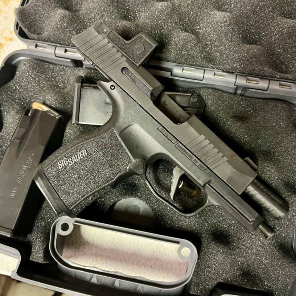 Image 2 - Sig P365XL 9mm - Like New