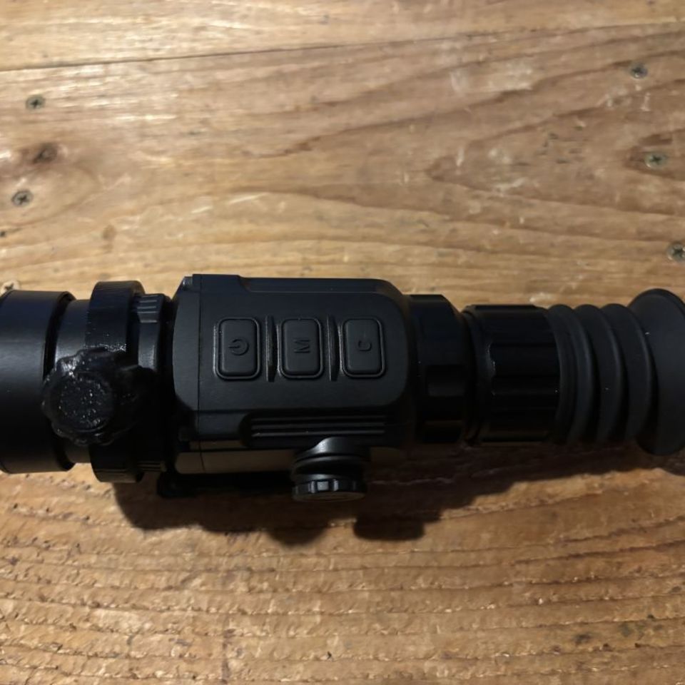 Image 2 - Bering Hogster R35