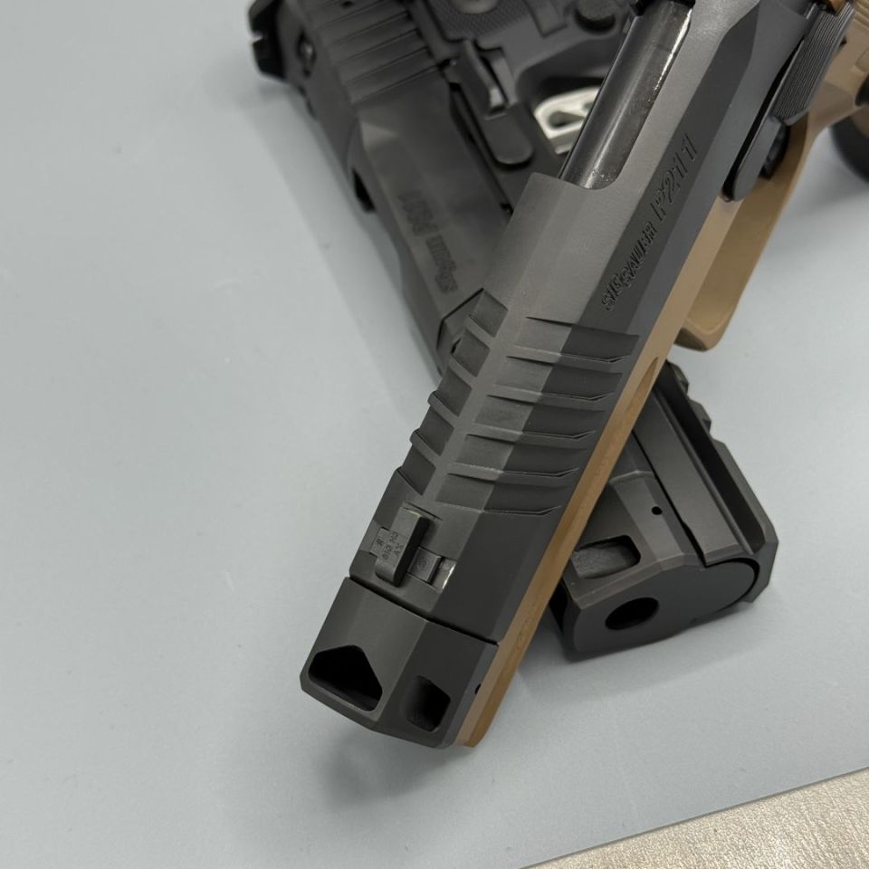 Image 3 - Sig Sauer P211 GTO