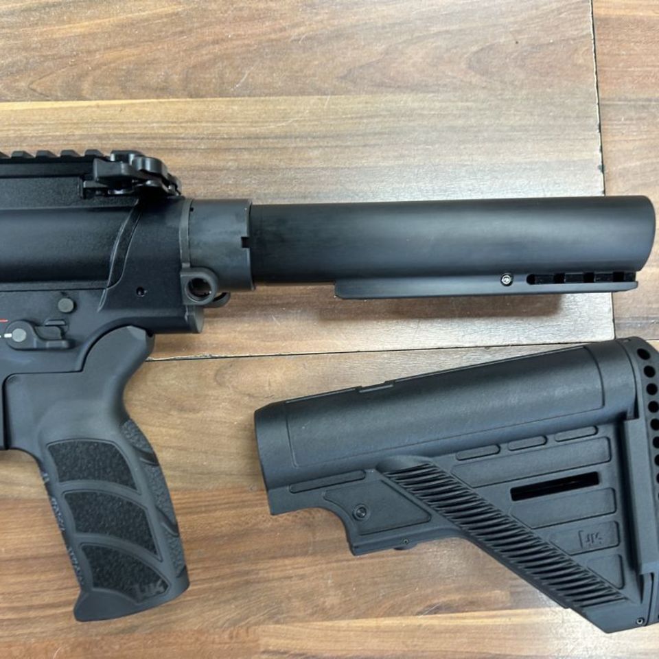Image 4 - Brad new HK MR762A4 13”+ stock