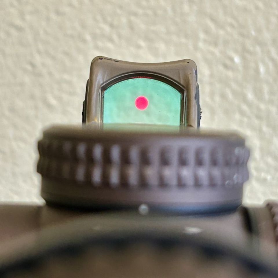 Image 5 - Razor 1-6 with RMR 06