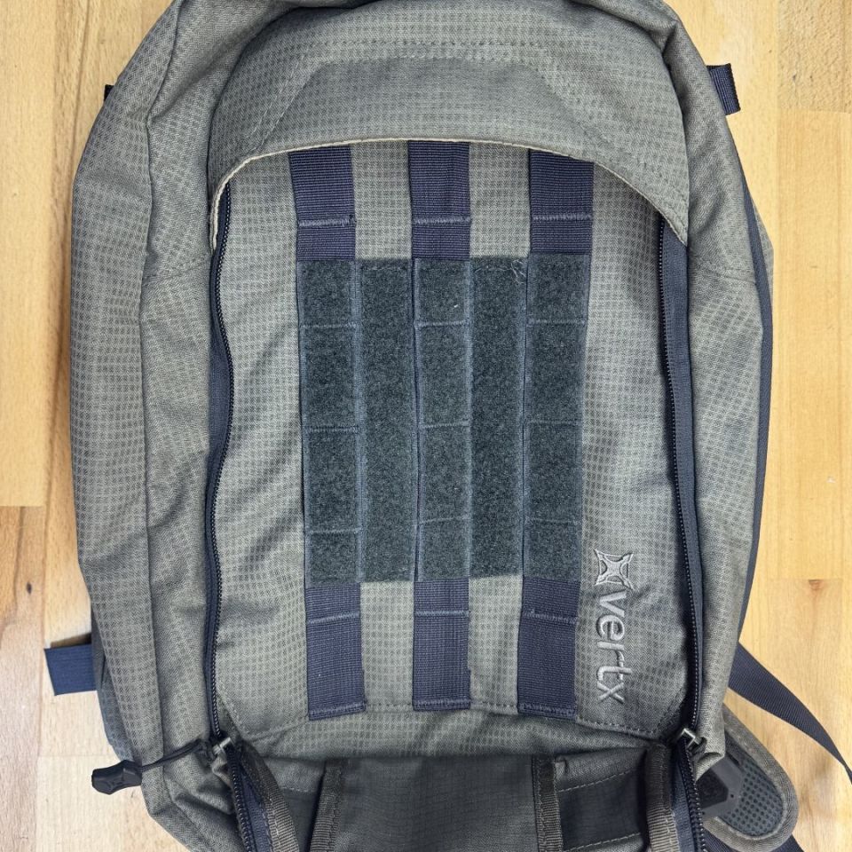 Image 2 - Vertx Sling bag