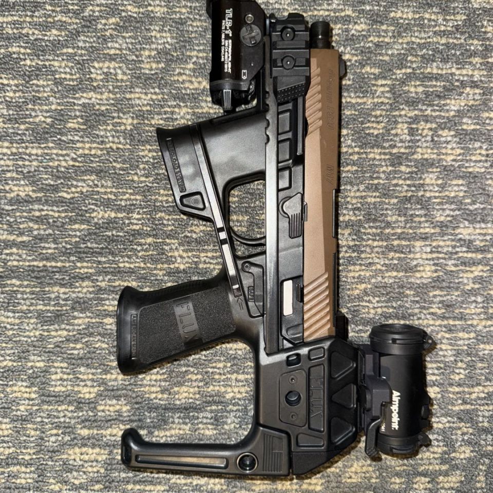 Image 2 - Flux raider