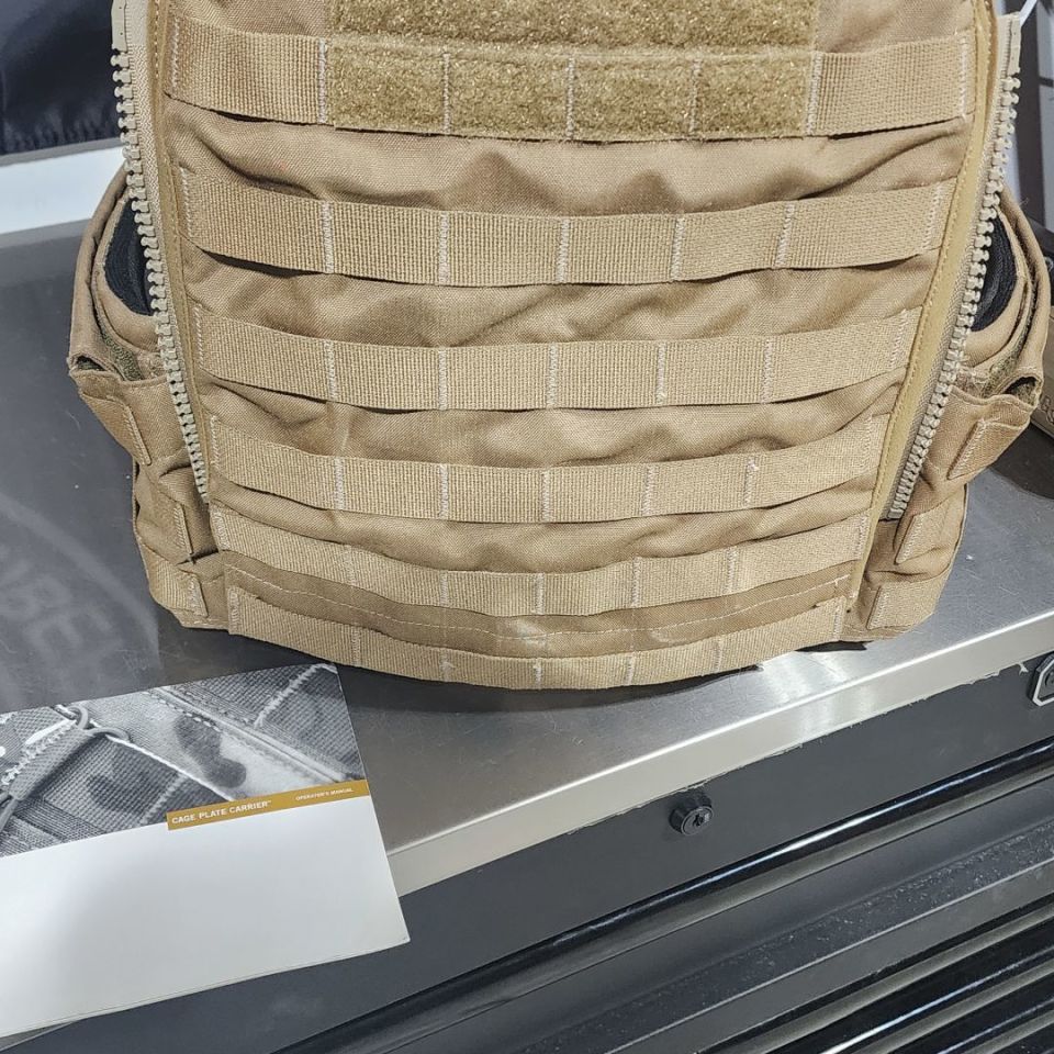 Image 3 - WTS: CRYE CAGE PLATE CARRIER