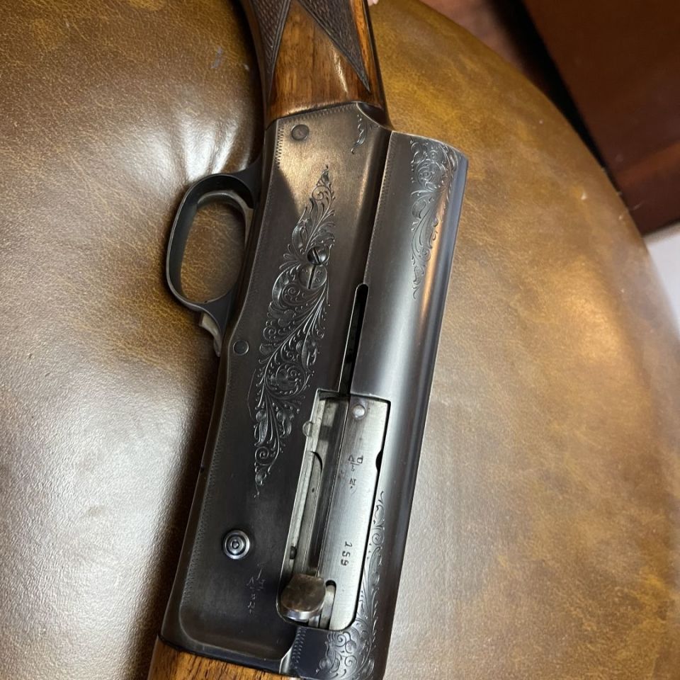 Image 2 - Belgium Browning Sweet Sixteen