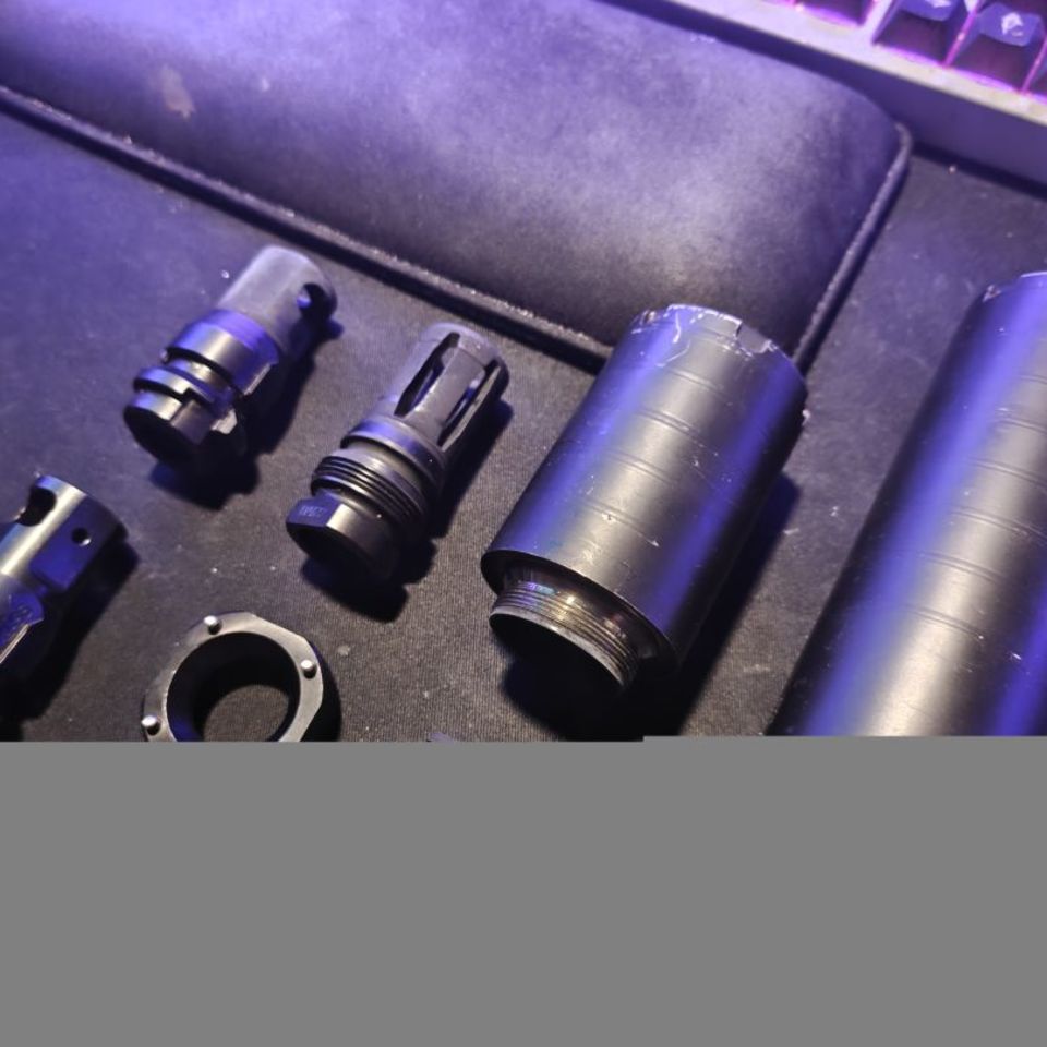 Image 1 - Deadair wolfman .38 w/adapters