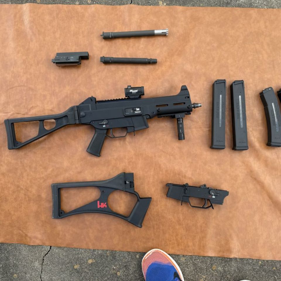 Image 5 - HK UMP SBR – .45 ACP/9mm