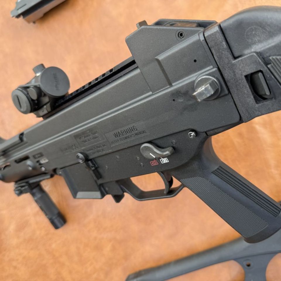 Image 3 - HK UMP SBR – .45 ACP/9mm