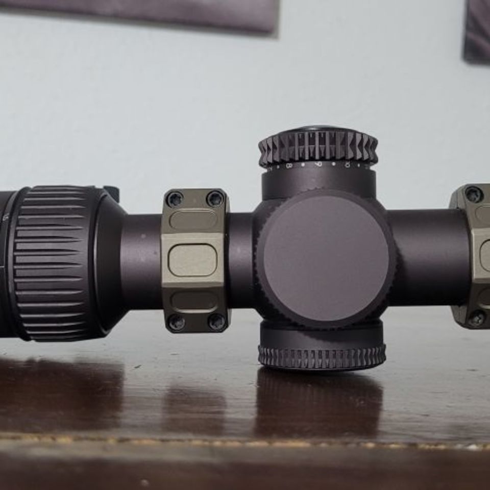 Image 2 - Vortex Razor 1-6 W/Mount