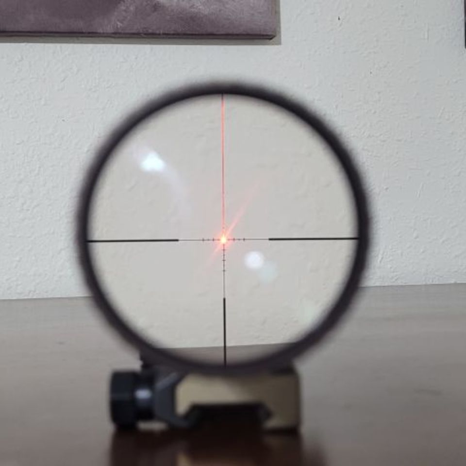 Image 4 - Vortex Razor 1-6 W/Mount