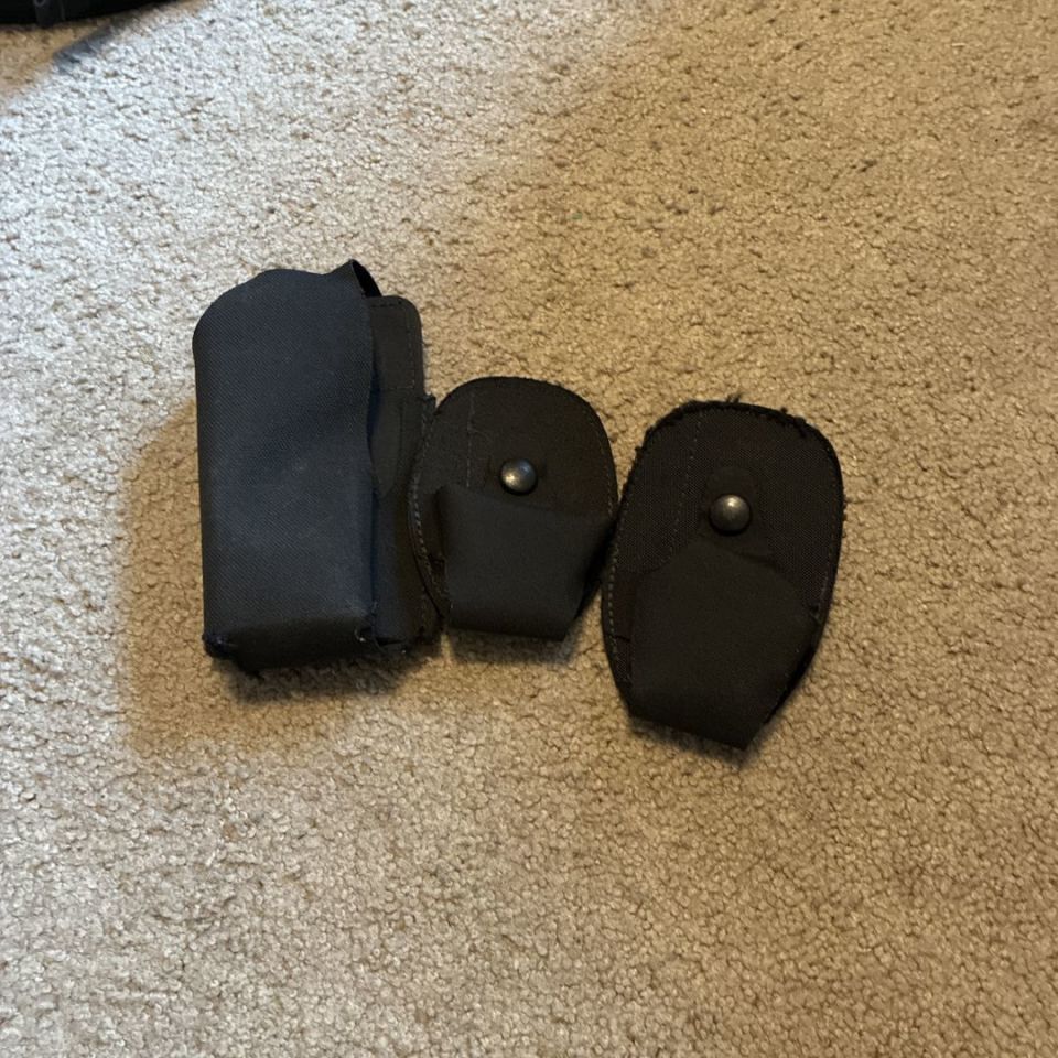 Image 2 - Blue alpha gear handcuff cases