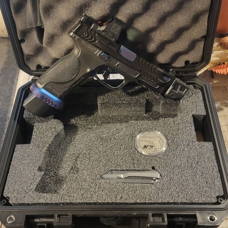 Image 3 - S&W M&P Spec Series Metal