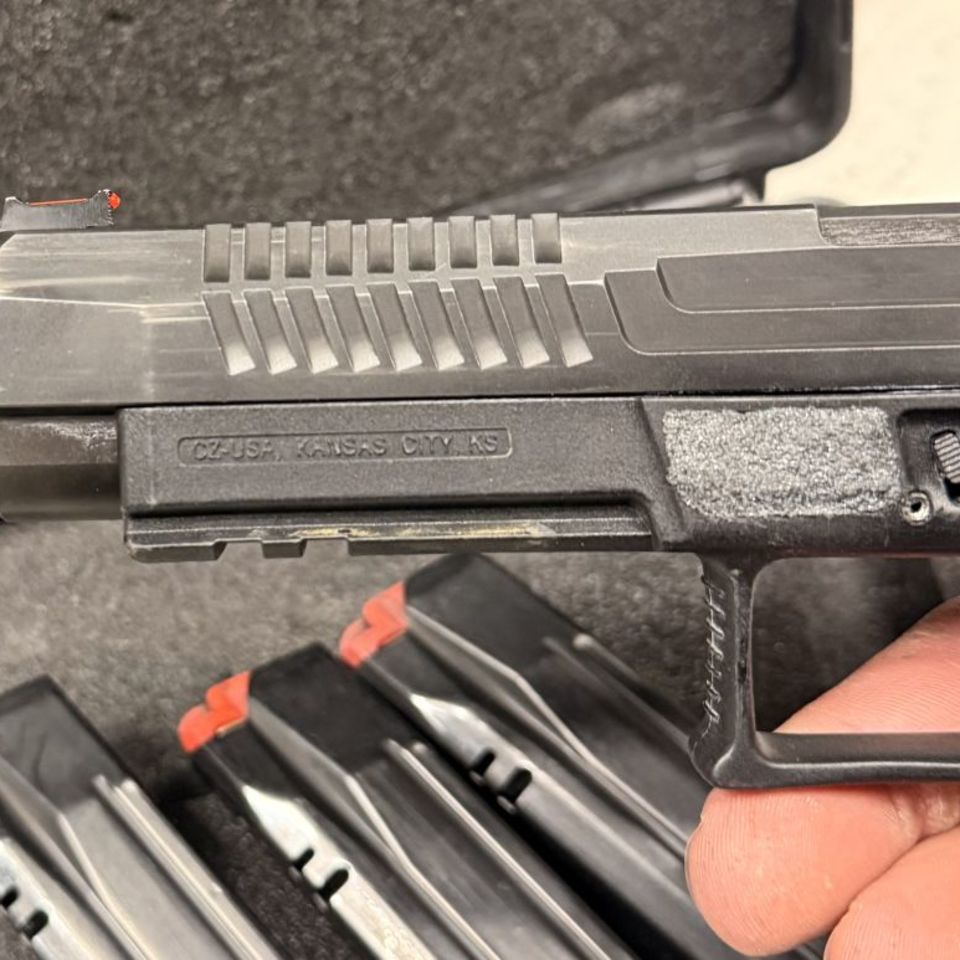 Image 3 - CZ P10F competition