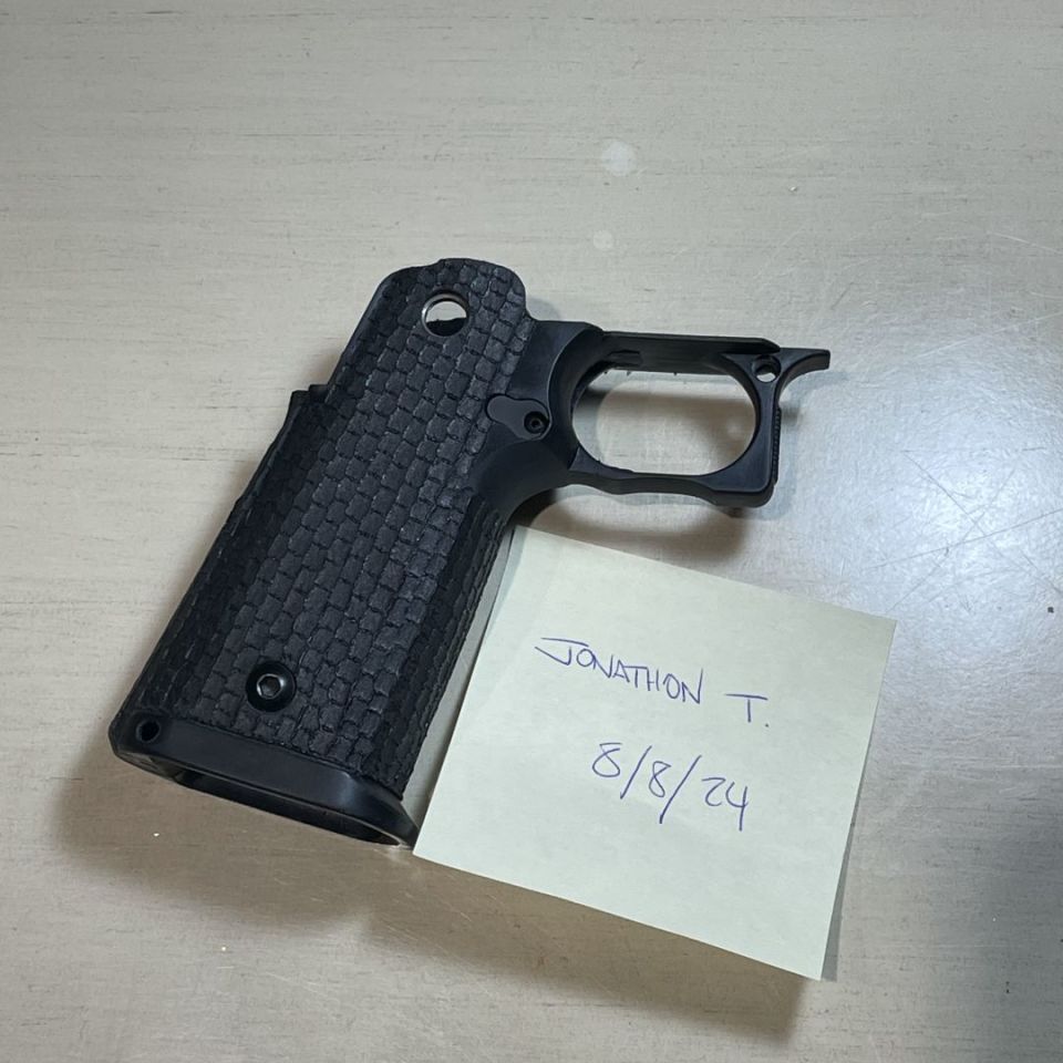 Image 2 - Staccato 2011 Tree Bark Grip