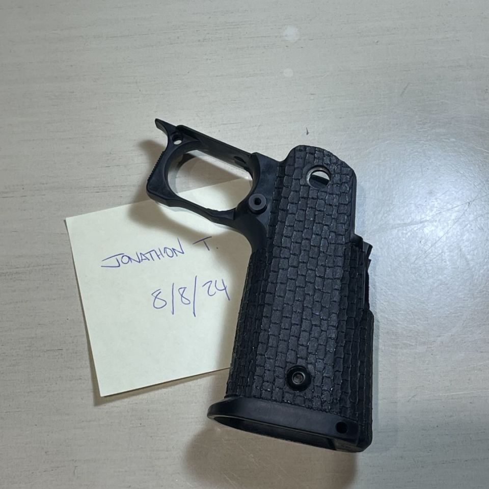 Image 1 - Staccato 2011 Tree Bark Grip