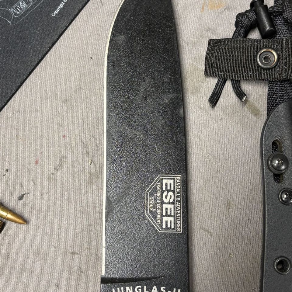 Image 3 - Esee Junglas ll