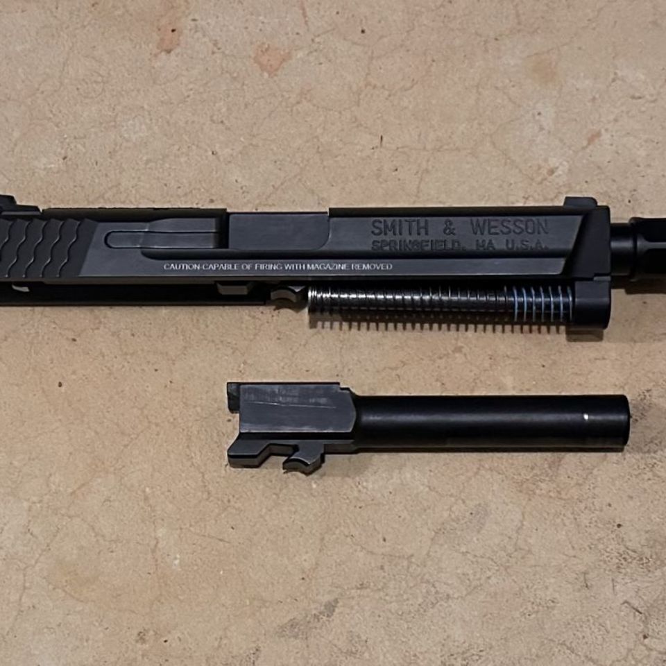 Image 1 - *PRICE DROP* S&W M&P9 GEN 1