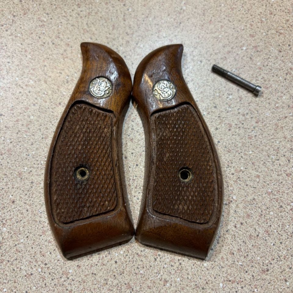 Image 3 - Smith Grips