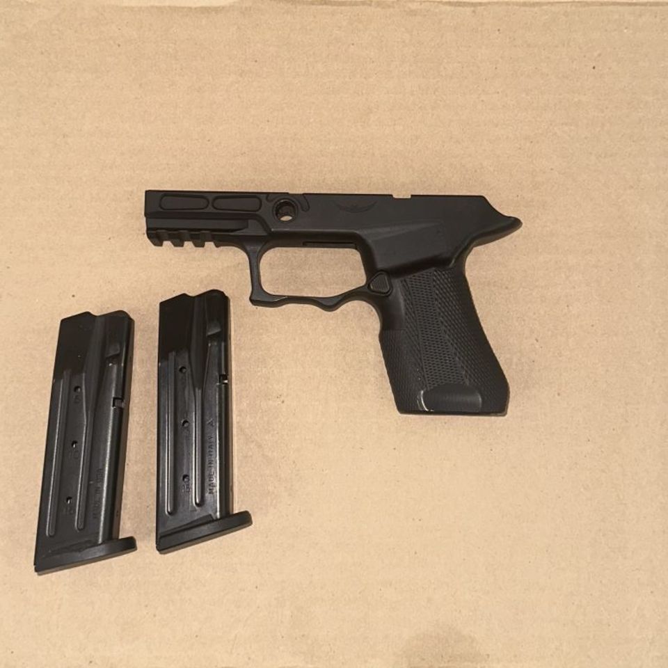 Image 1 - Icarus P320 XCompact Grip Mod.