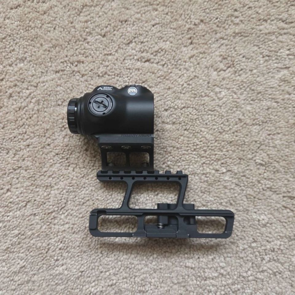 Image 1 - RS regulate mount